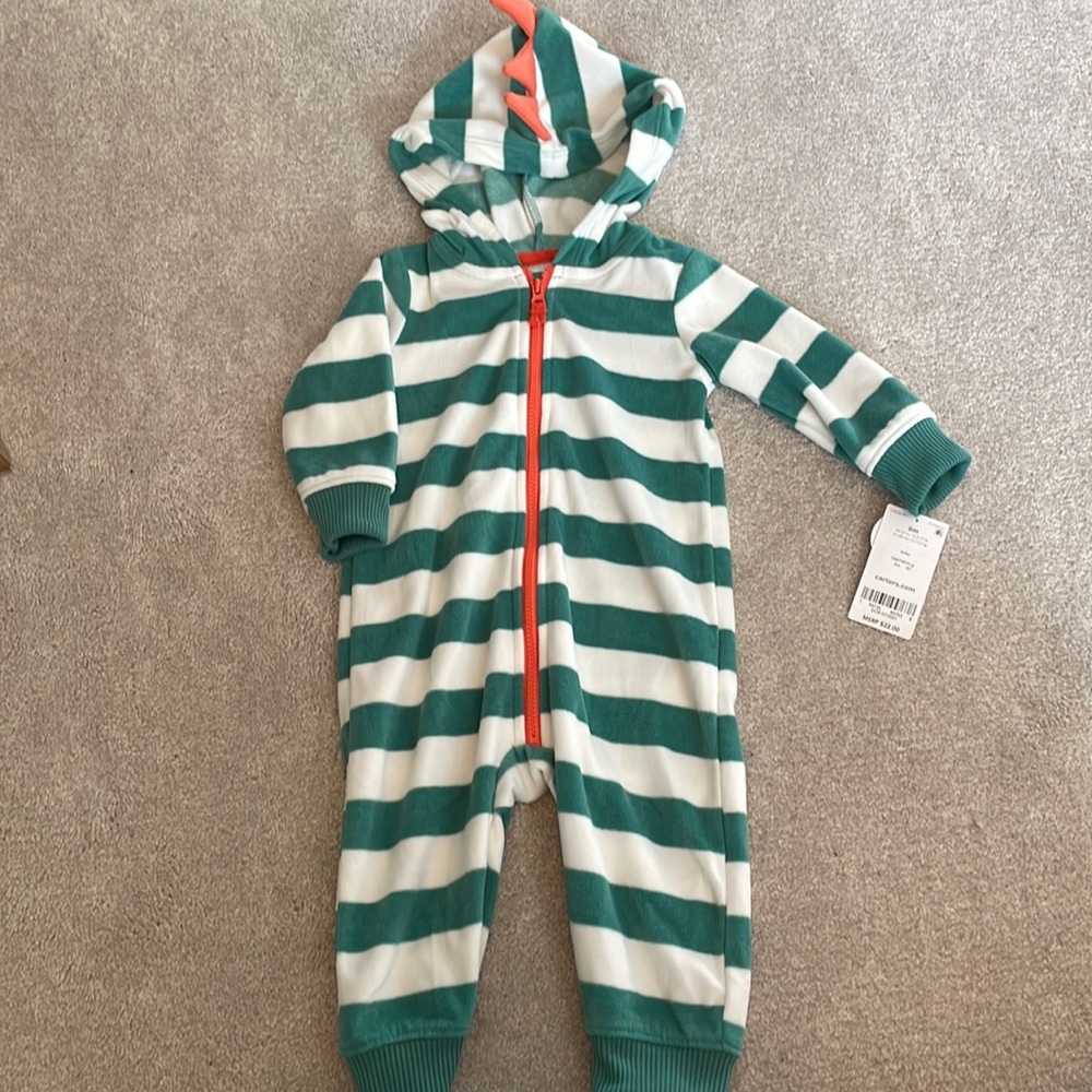 BNWT one piece with dinosaur hood art (6m)